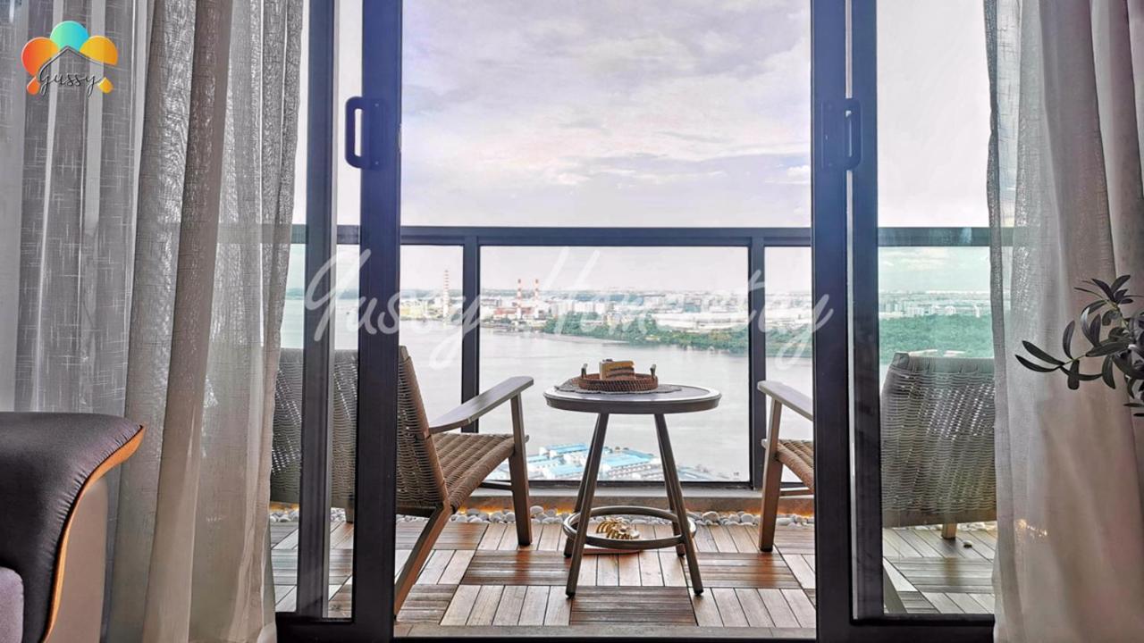 Yussy 2 Bedroom Sea View Condo At R&F Princess Cove Johor Bahru Buitenkant foto