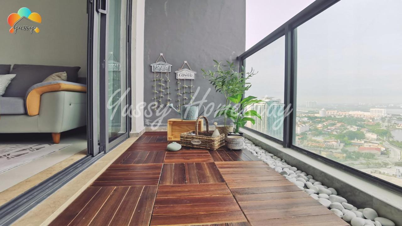 Yussy 2 Bedroom Sea View Condo At R&F Princess Cove Johor Bahru Buitenkant foto