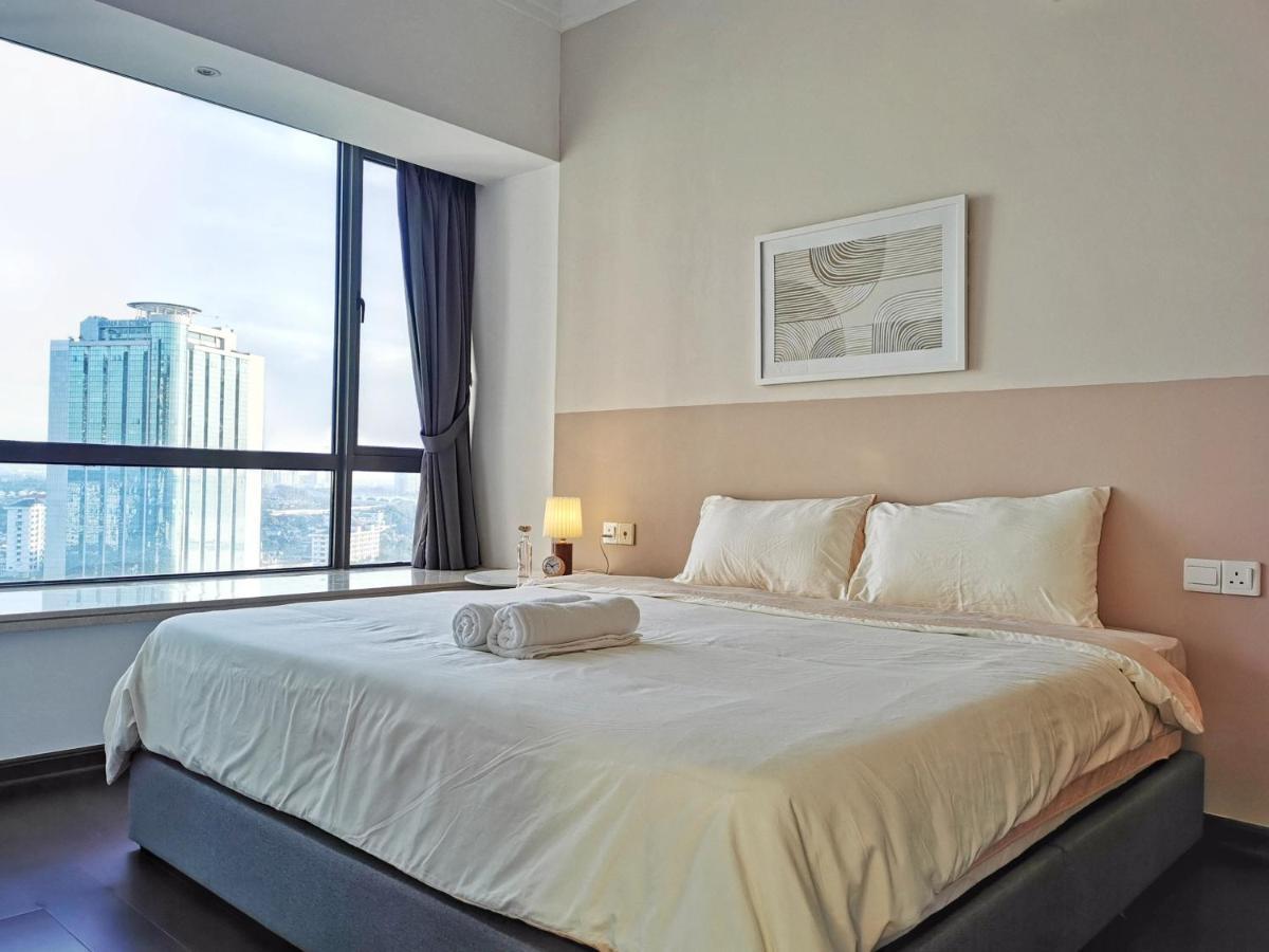 Yussy 2 Bedroom Sea View Condo At R&F Princess Cove Johor Bahru Buitenkant foto